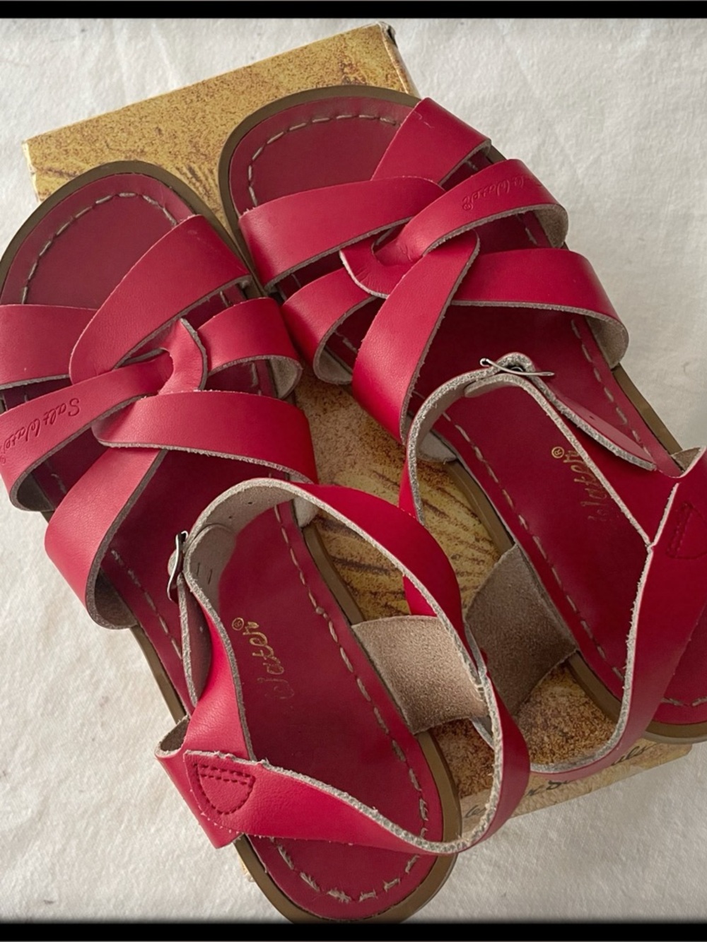 🆕 {Salt Water Sandals by Hoy} Red Leather Sandals
